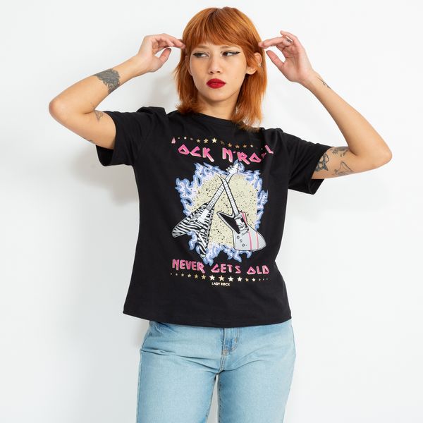 T-shirt-Ampla-Preta-Rock-n--Roll-Never-Gets-Old-Lady-Rock-TS35098-frente